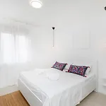 House Aqua فيلة
