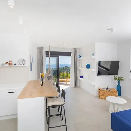 Willa House Aqua *