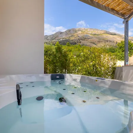 Villa House Aqua