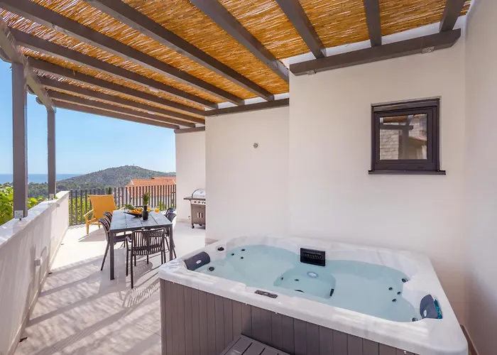 House Aqua Mlini